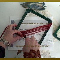 Video Tutorial how to weave bias triangle on potholder loom