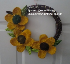 thumbelina-flower-wreath